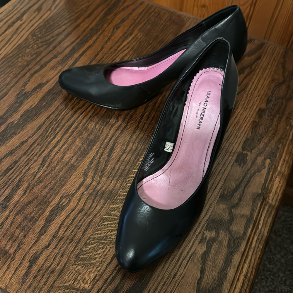 Size 9 leather heels 3 inch heel
